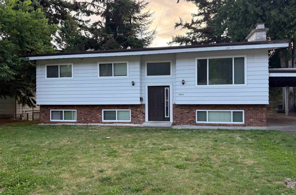 2083 LYNDEN STREET, Abbotsford, BC — Residential for Sale - Main Photo