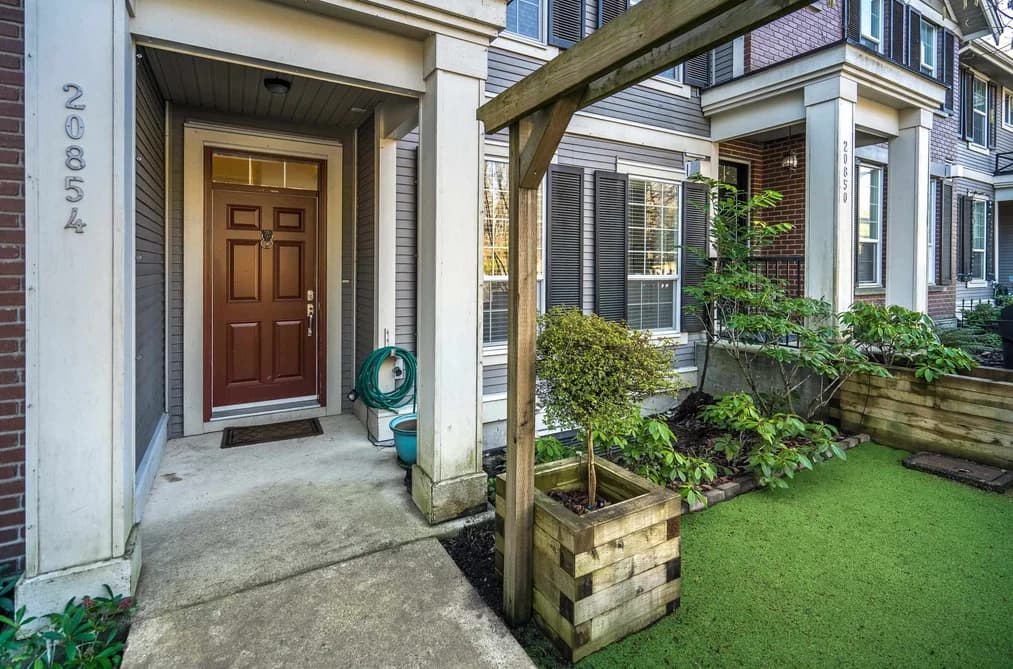 20854 72 AVENUE, Langley, BC — Residential for Sale - Photo 2