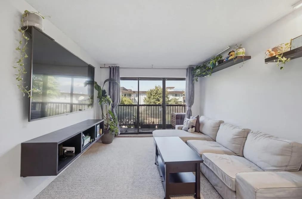 209 2120 W 2ND AVENUE, Vancouver, BC — Residential for Sale - Main Photo