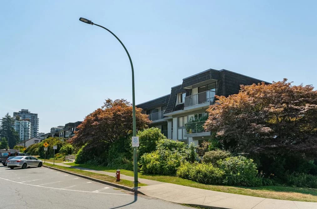 209 275 W 2ND STREET, North Vancouver, BC — Residential for Sale - Main Photo