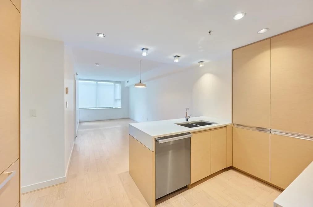 209 508 W 29TH AVENUE, Vancouver, BC — Residential for Sale - Photo 2