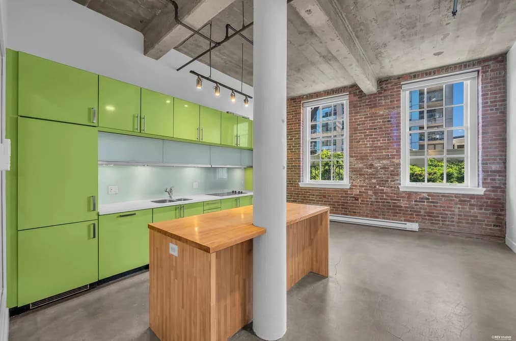 209 546 BEATTY STREET, Vancouver, BC — Residential for Sale - Photo 2