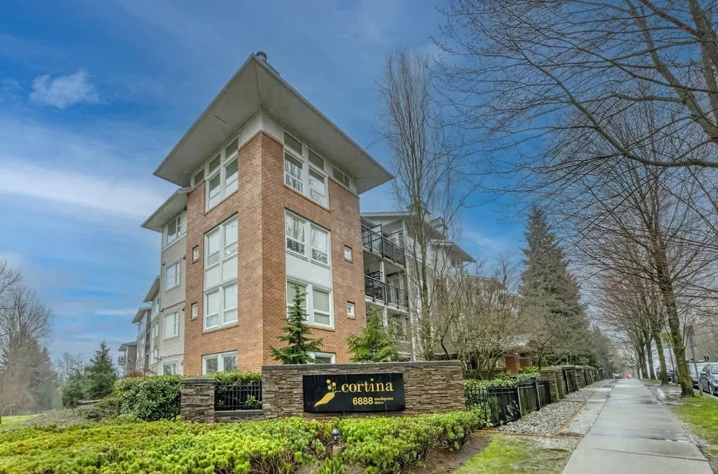 209 6888 SOUTHPOINT DRIVE, Burnaby, BC — Residential for Sale - Main Photo