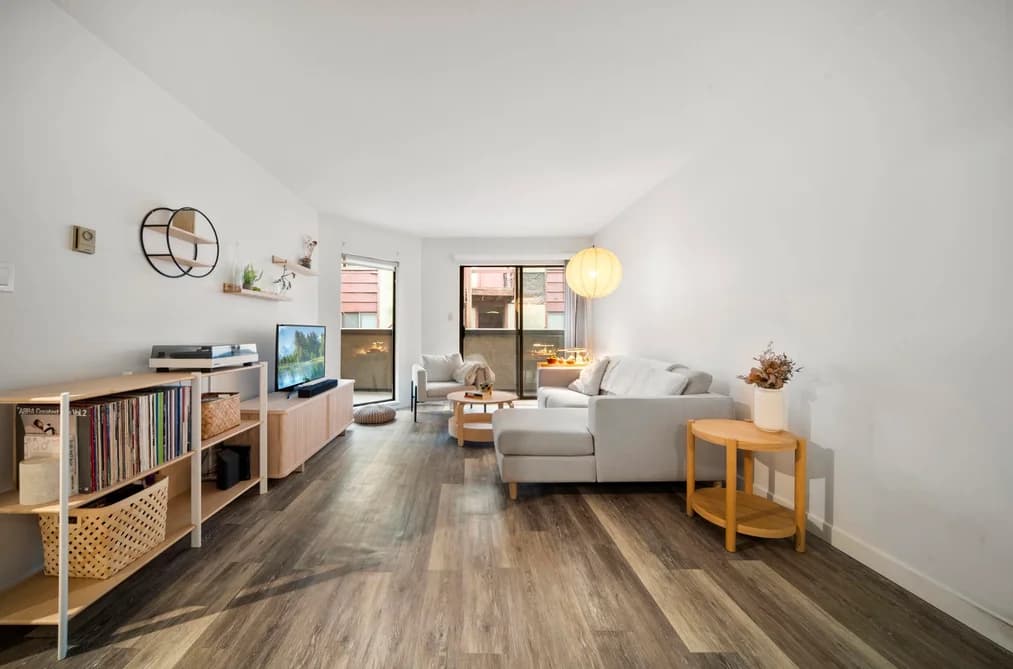 209 975 W 13TH AVENUE, Vancouver, BC — Residential for Sale - Main Photo
