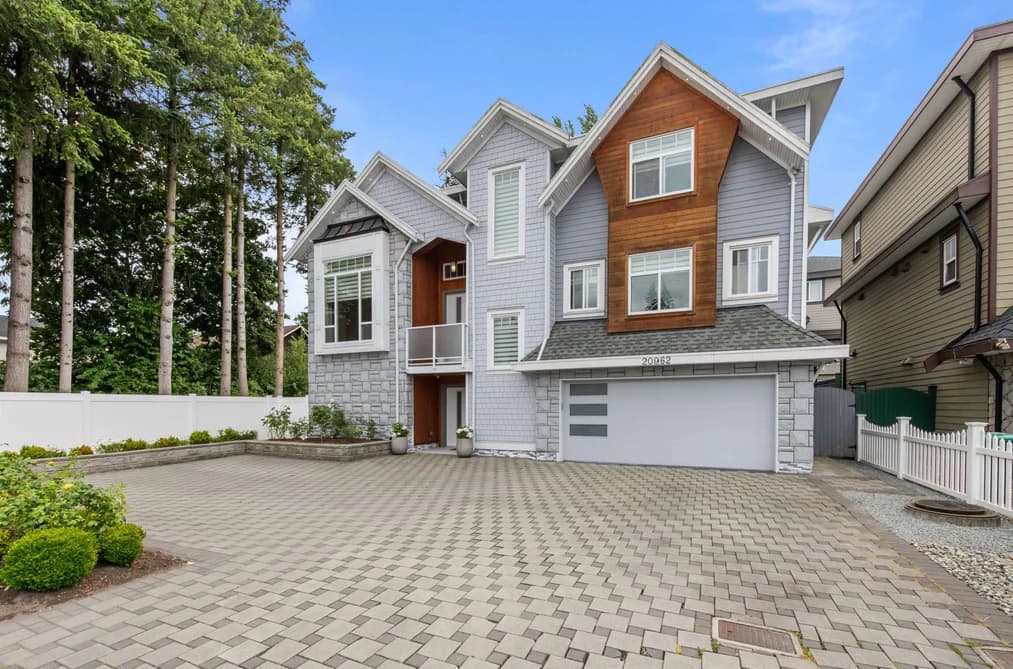 20962 48 AVENUE, Langley, BC — Residential for Sale - Main Photo