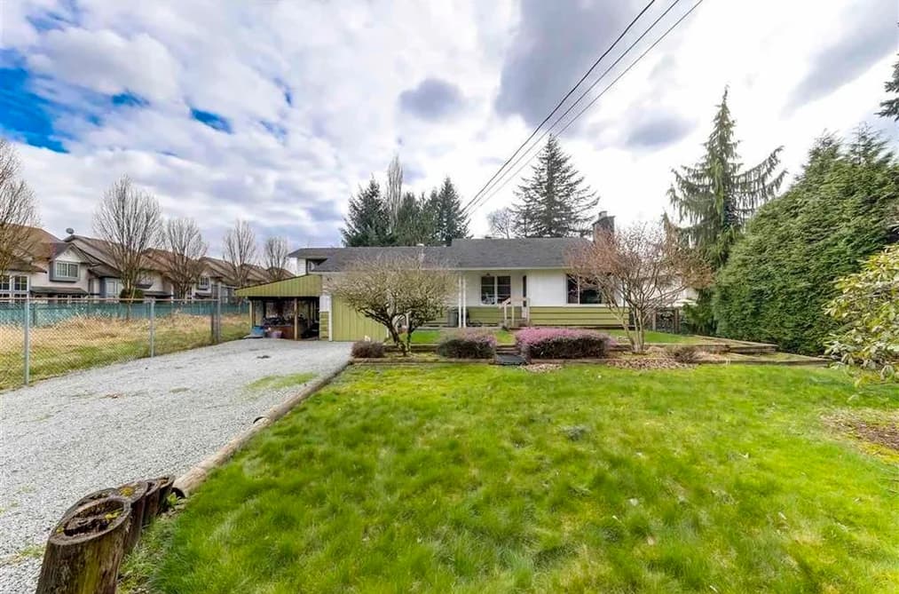 20994 LOUGHEED HIGHWAY, Maple Ridge, BC — Residential for Sale - Main Photo