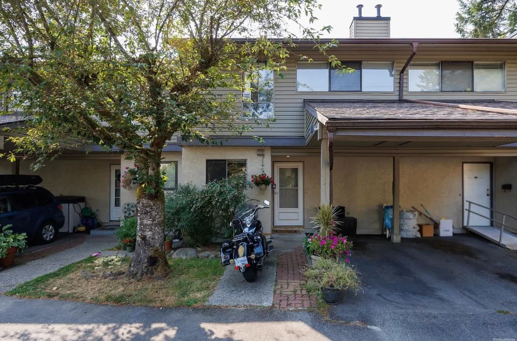 21 1174 INLET STREET, Coquitlam, BC — Residential for Sale - Main Photo