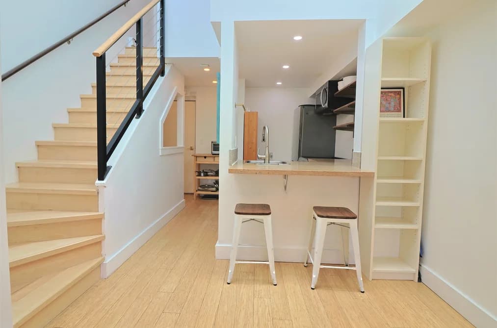 21 1345 W 4TH AVENUE, Vancouver, BC — Residential for Sale - Main Photo