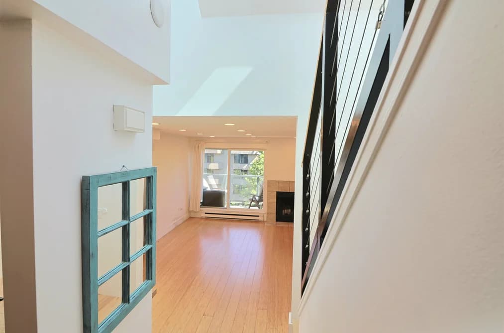21 1345 W 4TH AVENUE, Vancouver, BC — Residential for Sale - Photo 2