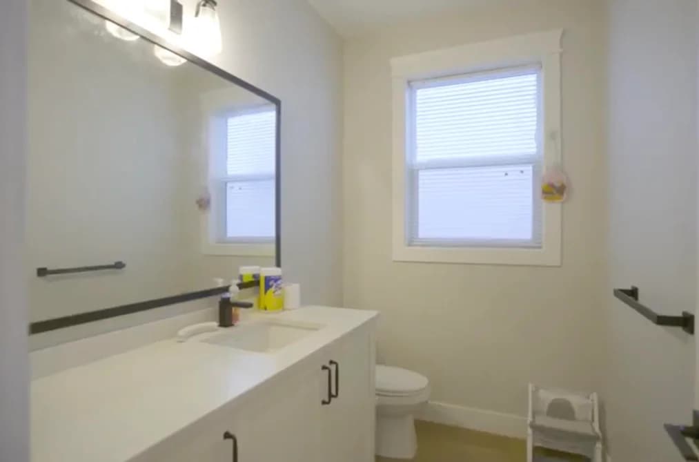 21 4217 OLD CLAYBURN ROAD, Abbotsford, BC — Residential for Sale - Photo 2
