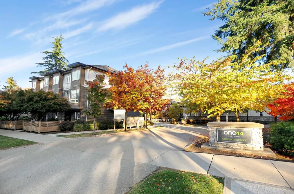 21 5888 144 STREET, Surrey, BC — Residential for Sale - Photo 2