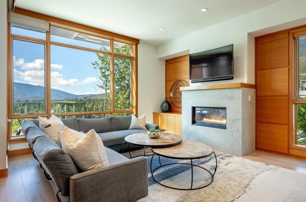 21 8400 ASHLEIGH MCIVOR DRIVE, Whistler, BC — Residential for Sale - Photo 2