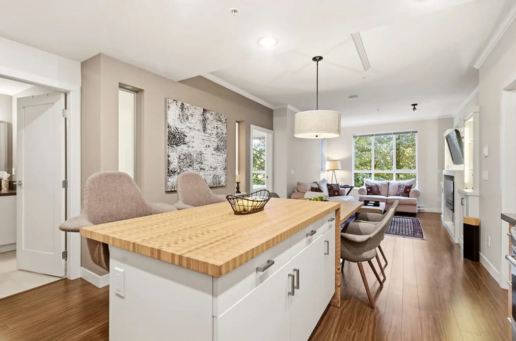 210 15428 31 AVENUE, Surrey, BC — Residential for Sale - Photo 2