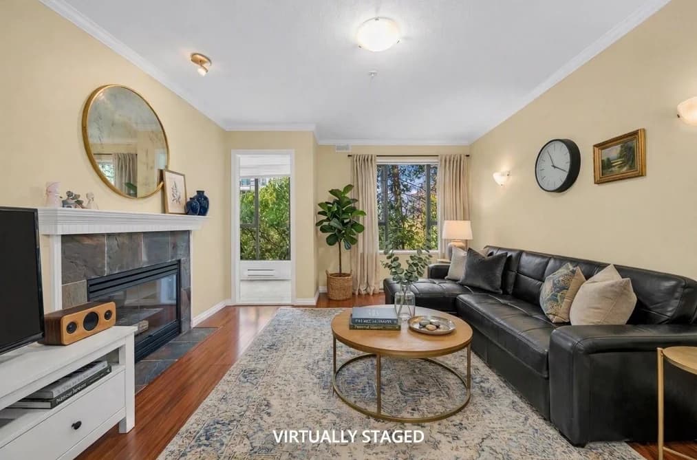 210 175 E 10TH STREET, North Vancouver, BC — Residential for Sale - Photo 2