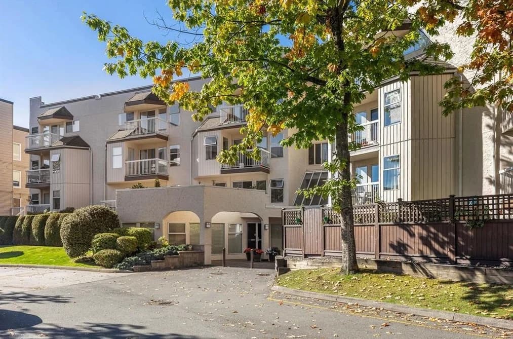 210 1860 E SOUTHMERE CRESCENT, Surrey, BC — Residential for Sale - Main Photo