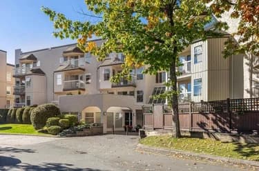 Condo for sale at 210 1860 E Southmere Crescent Surrey British Columbia - MLS: R3159148