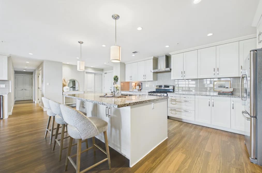210 5055 SPRINGS BOULEVARD, Tsawwassen, BC — Residential for Sale - Photo 2
