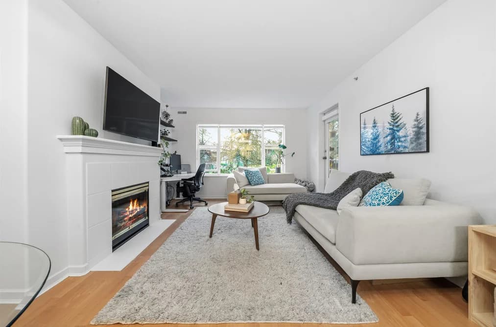 210 5281 OAKMOUNT CRESCENT, Burnaby, BC — Residential for Sale - Photo 2