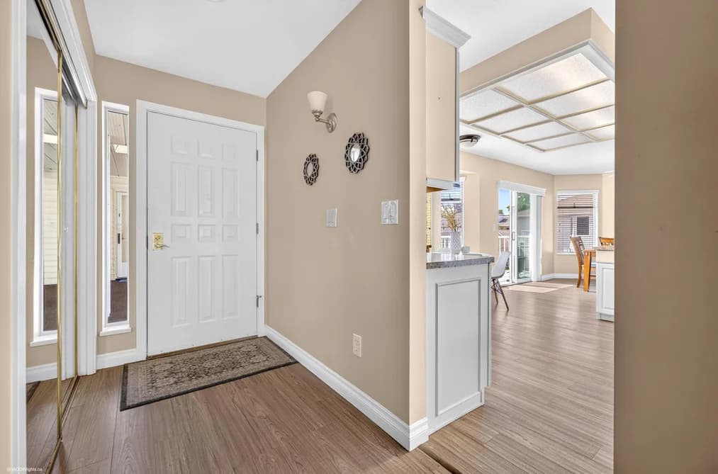 210 7156 121 STREET, Surrey, BC — Residential for Sale - Photo 2