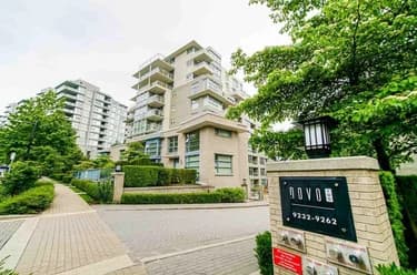 Condo for sale at 210 9232 University Crescent Burnaby British Columbia - MLS: R3129447