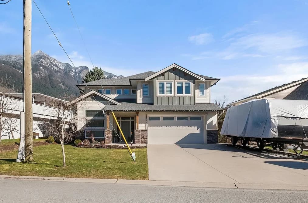 21002 SWALLOW PLACE, Hope, BC — Residential for Sale - Main Photo