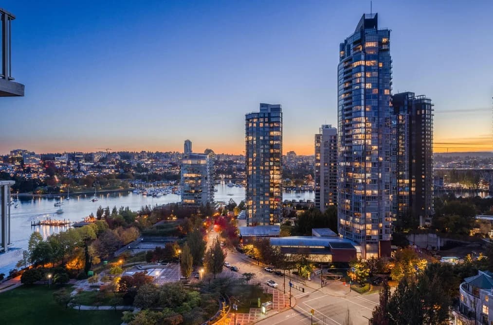2101 388 DRAKE STREET, Vancouver, BC — Residential for Sale - Main Photo