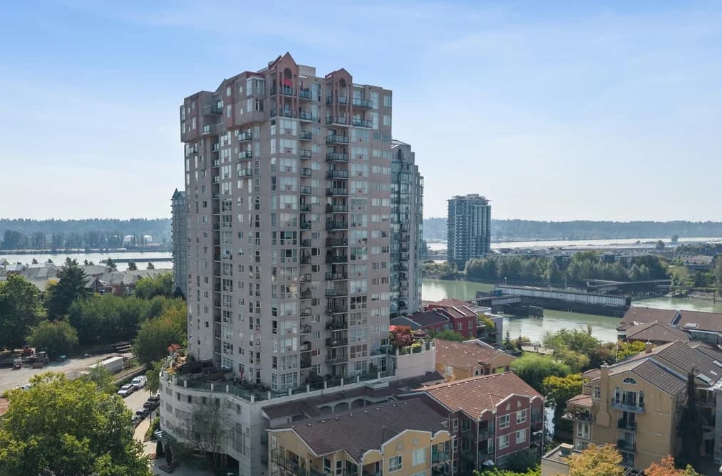 2102 10 LAGUNA COURT, New Westminster, BC — Residential for Sale - Main Photo