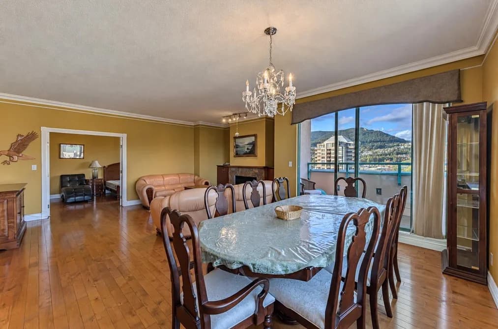 2102 3071 GLEN DRIVE, Coquitlam, BC — Residential for Sale - Photo 2