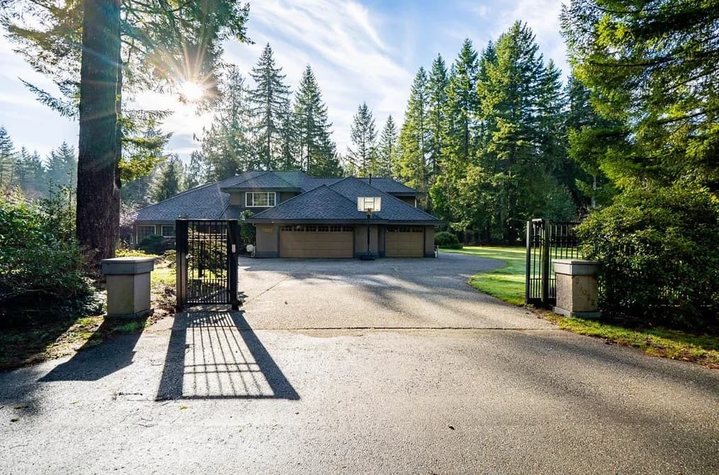 21022 42 AVENUE, Langley, BC — Residential for Sale - Main Photo
