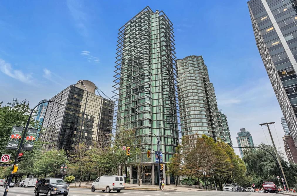 2106 1331 W GEORGIA STREET, Vancouver, BC — Residential for Sale - Main Photo