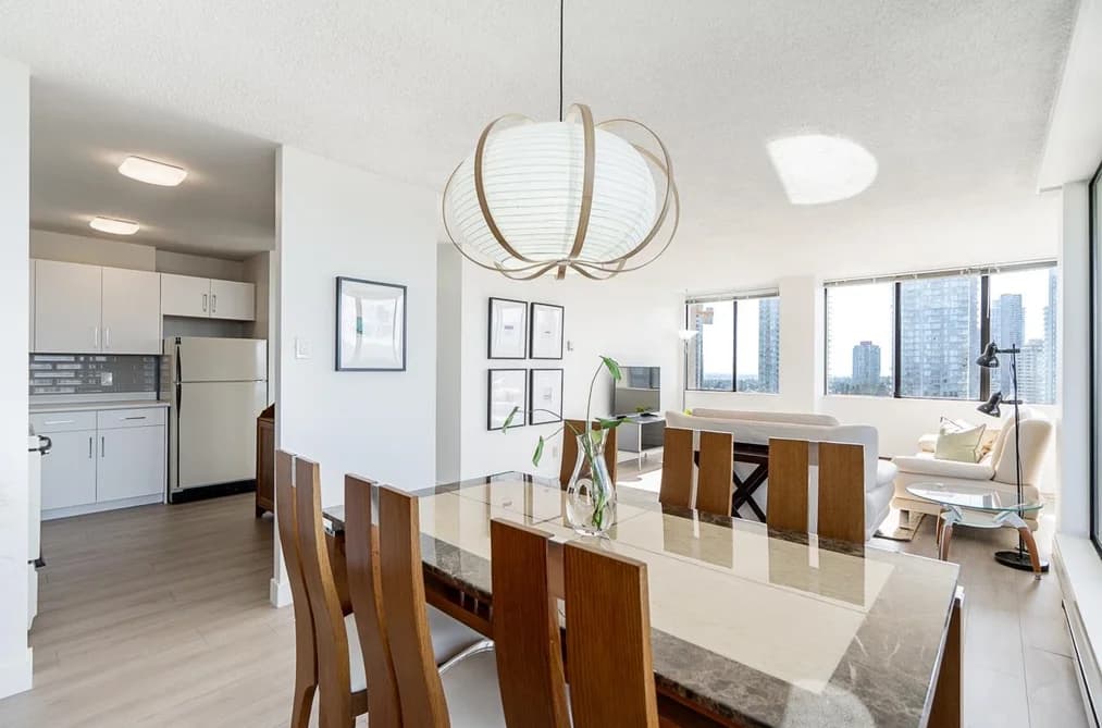 2106 6540 BURLINGTON AVENUE, Burnaby, BC — Residential for Sale - Photo 2