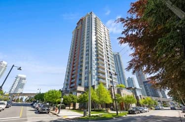 Condo for sale at 2108 691 North Road Coquitlam British Columbia - MLS: R3119829