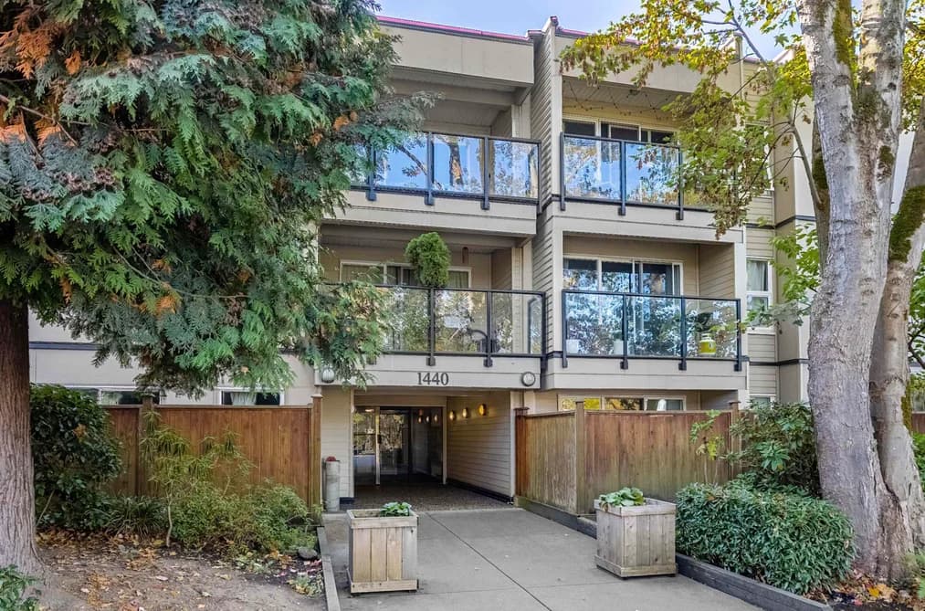 211 1440 E BROADWAY, Vancouver, BC — Residential for Sale - Main Photo