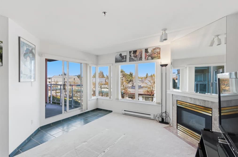 211 3250 W BROADWAY, Vancouver, BC — Residential for Sale - Photo 2