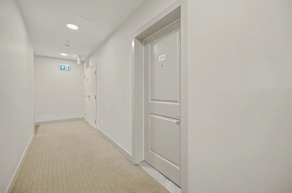 211 6968 ROYAL OAK AVENUE, Burnaby, BC — Residential for Sale - Photo 2
