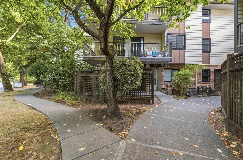 211 7426 138 STREET, Surrey, BC — Residential for Sale - Photo 2