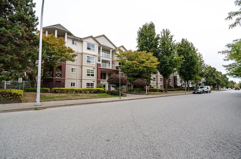 211 8068 120A STREET, Surrey, BC — Residential for Sale - Photo 2