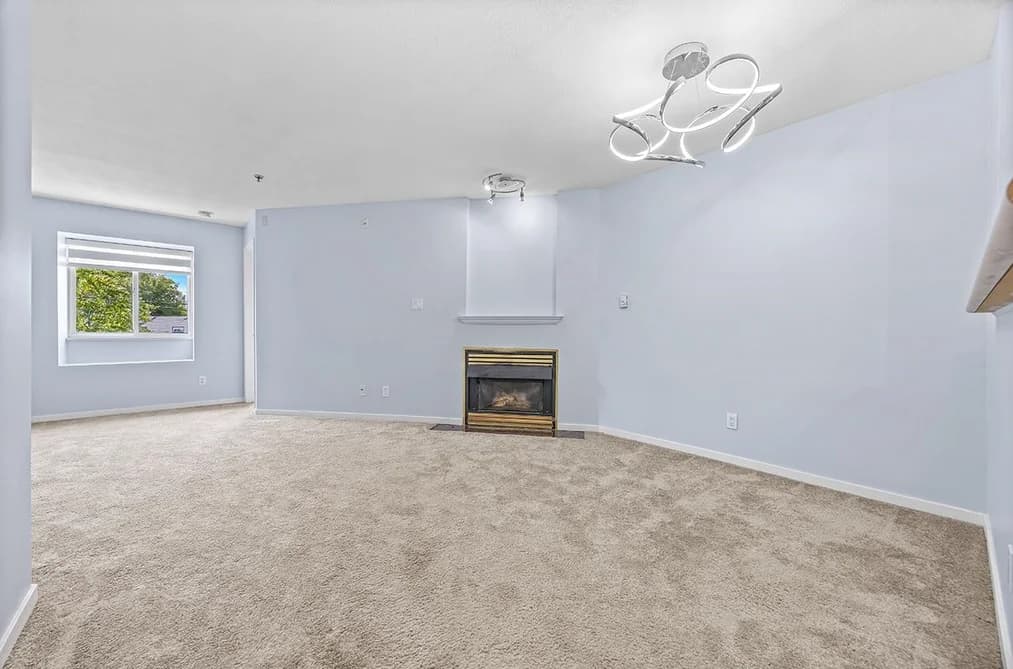 211 868 KINGSWAY, Vancouver, BC — Residential for Sale - Photo 2