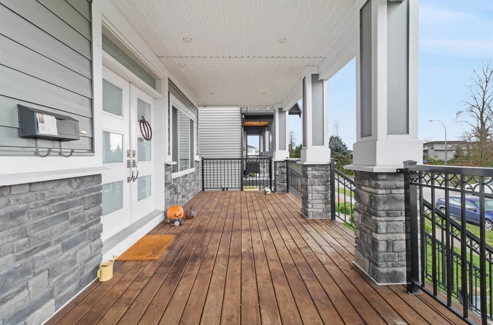 211 HAMPTON STREET, New Westminster, BC — Residential for Sale - Photo 2