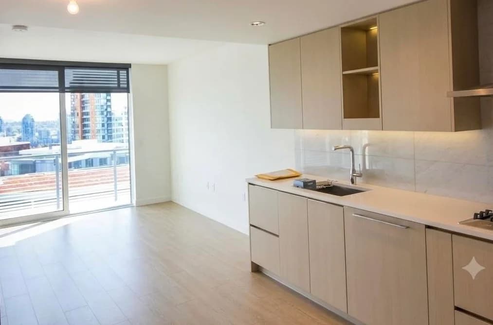 2110 89 NELSON STREET, Vancouver, BC — Residential for Sale - Photo 2