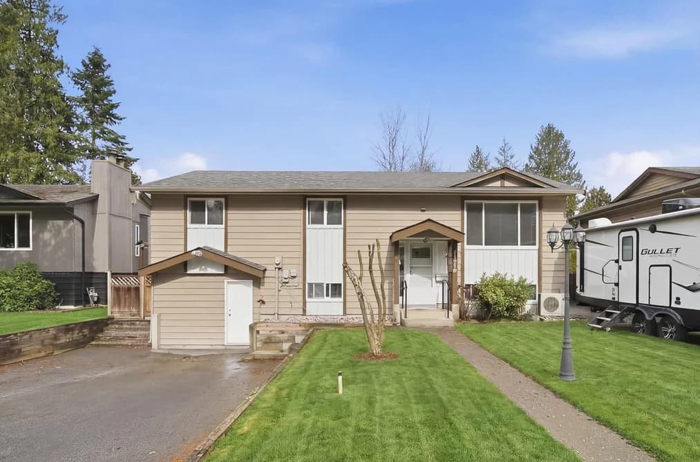 21139 COOK AVENUE, Maple Ridge, BC — Residential for Sale - Main Photo