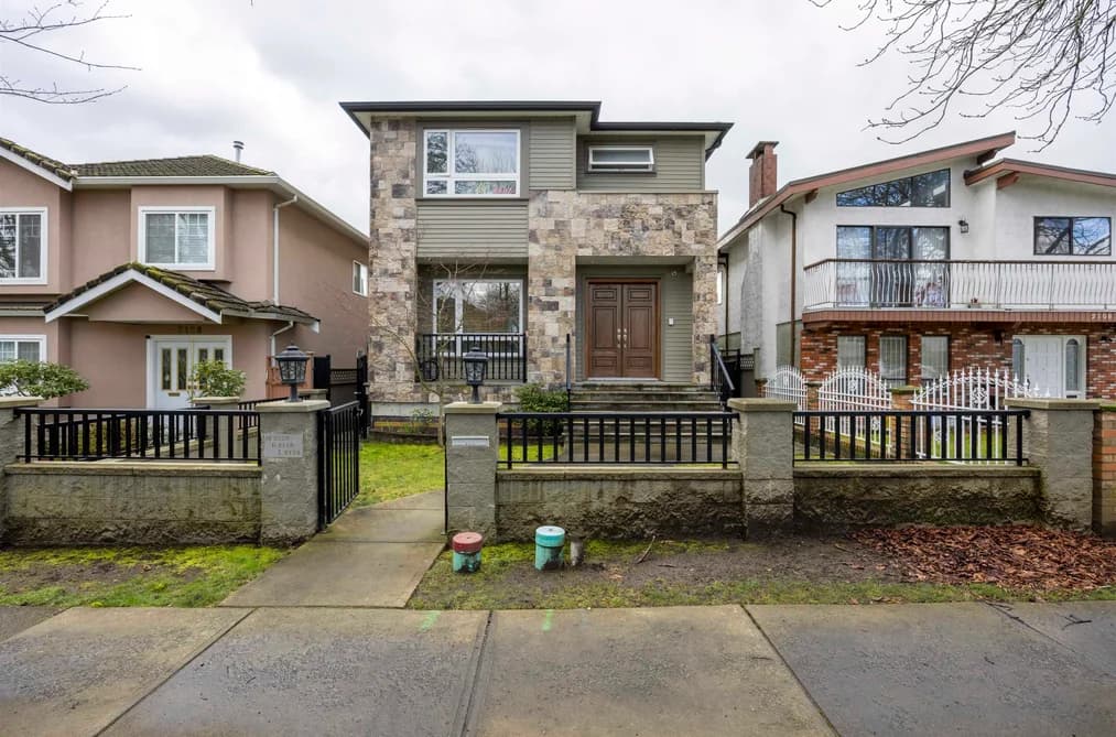 2118 WAVERLEY AVENUE, Vancouver, BC — Residential for Sale - Main Photo