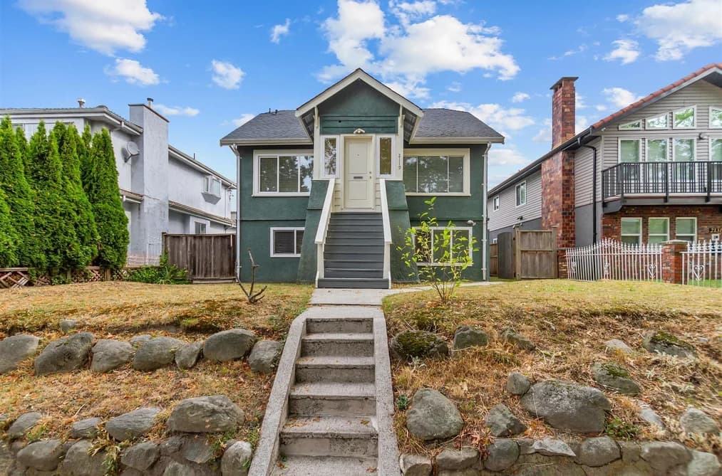 2119 E 30TH AVENUE, Vancouver, BC — Residential for Sale - Main Photo