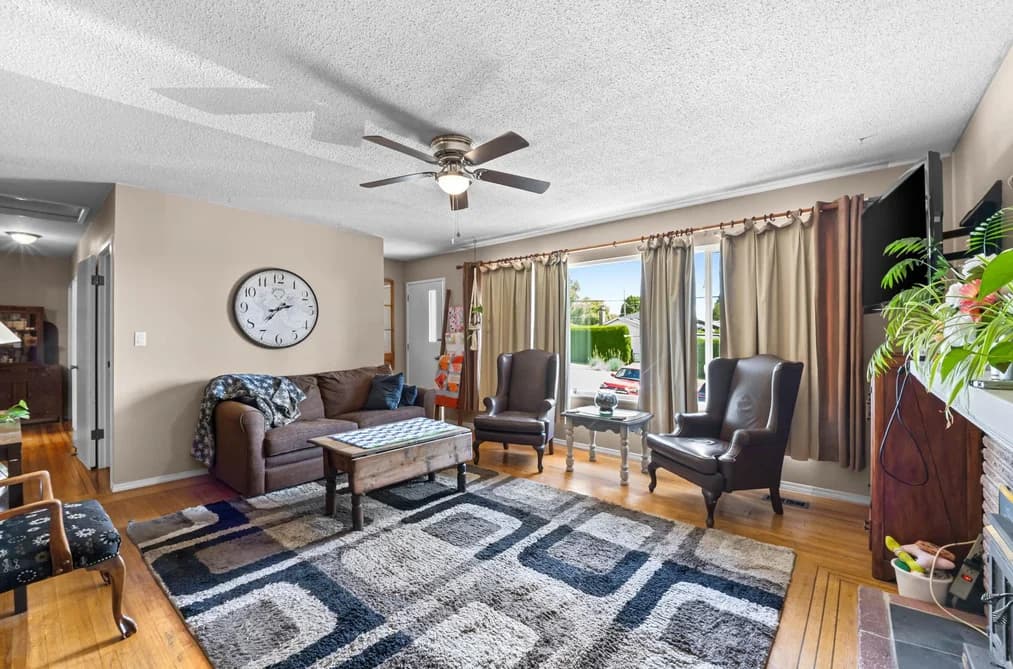 2119 MONTEREY AVENUE, Coquitlam, BC — Residential for Sale - Photo 2
