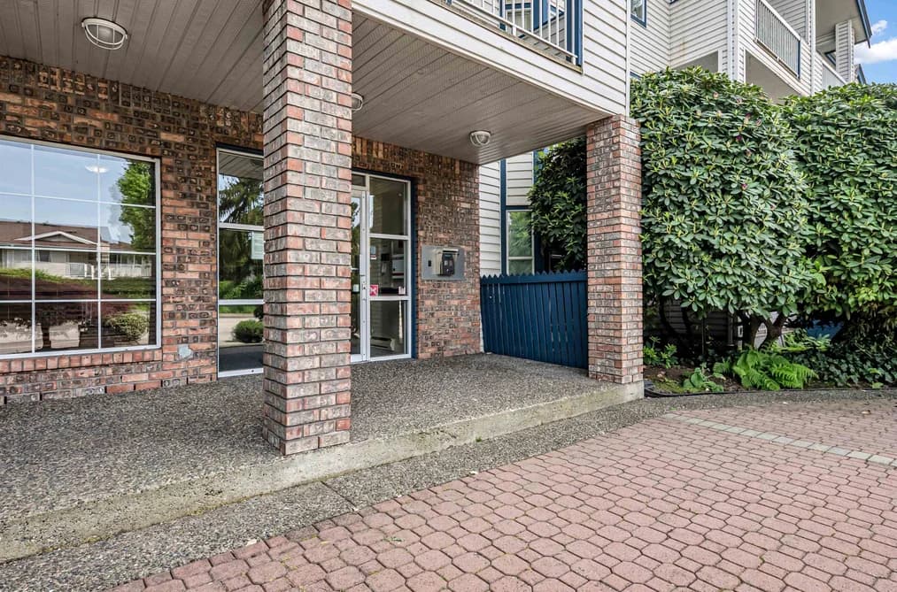 212 13918 72 AVENUE, Surrey, BC — Residential for Sale - Photo 2