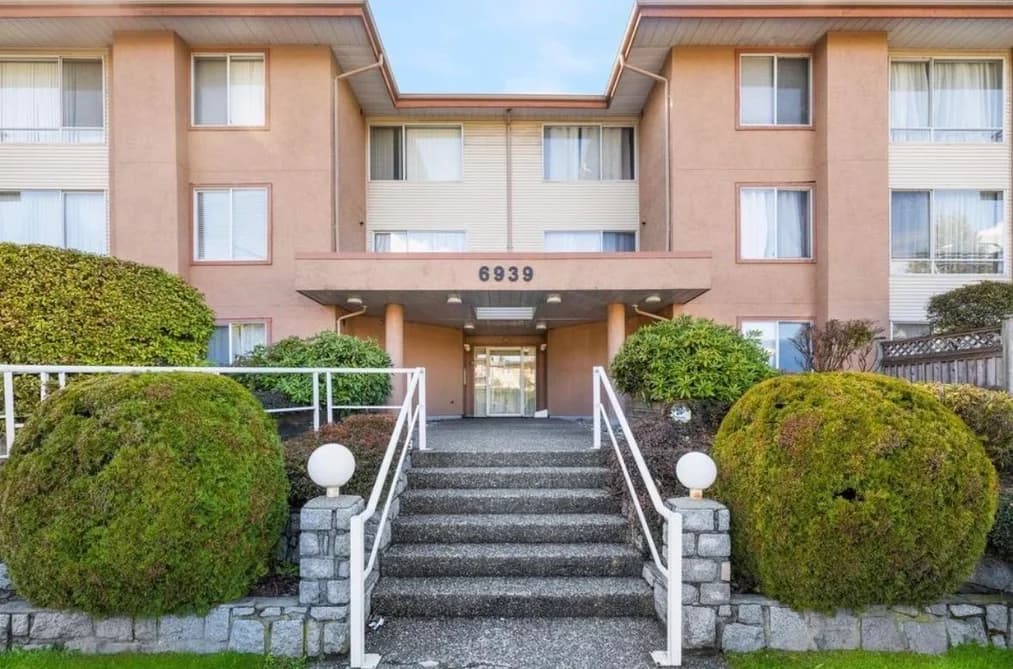 212 6939 GILLEY AVENUE, Burnaby, BC — Residential for Sale - Main Photo