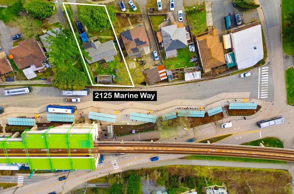 2125 MARINE WAY, New Westminster, BC — Residential for Sale - Photo 2