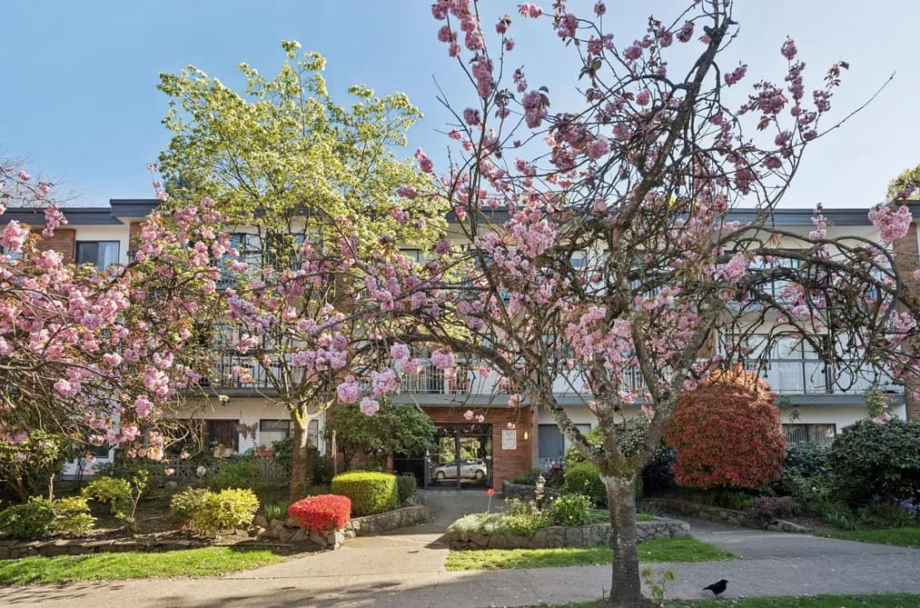 213 1950 W 8TH AVENUE, Vancouver, BC — Residential for Sale - Main Photo