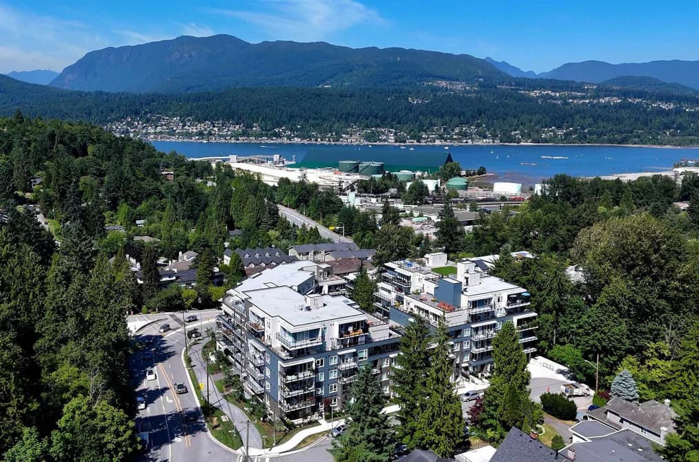 213 2002 ST. GEORGE STREET, Port Moody, BC — Residential for Sale - Main Photo