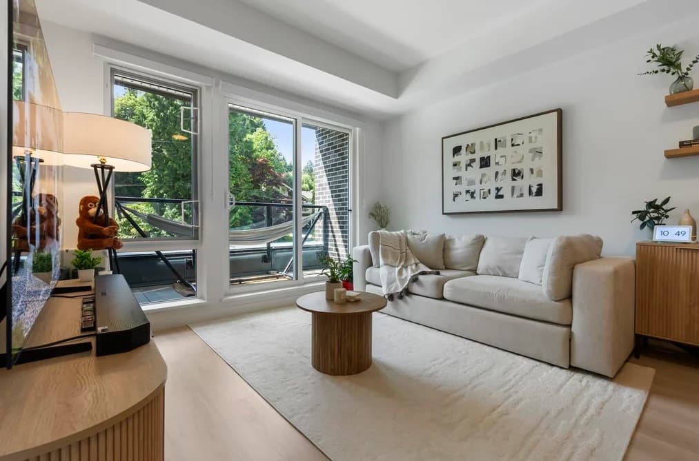 213 2002 ST. GEORGE STREET, Port Moody, BC — Residential for Sale - Photo 2